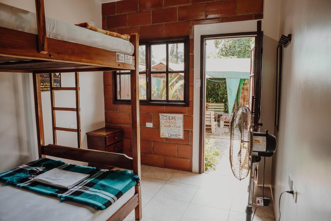 Esperanto Bed&Breakfast Surf Hostel Montañita Exterior foto