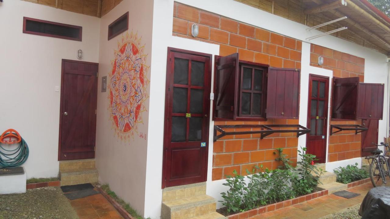 Esperanto Bed&Breakfast Surf Hostel Montañita Exterior foto